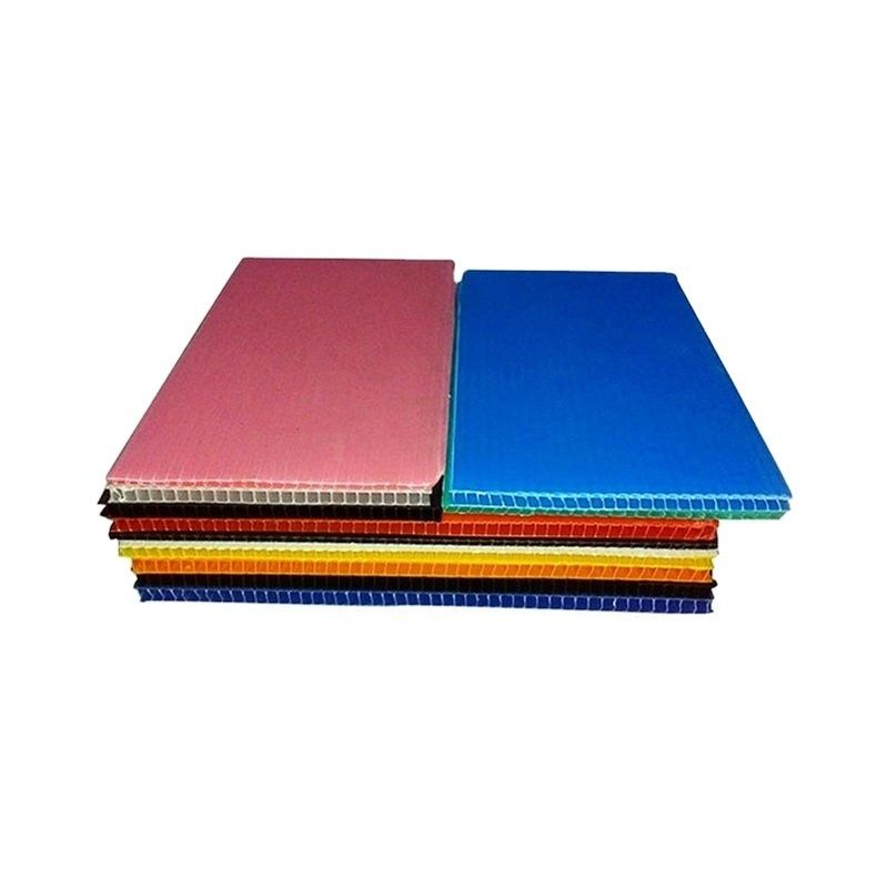 4x8 5mm Corflute शीट्स खोखले Corflute प्रोटेक्शन शीट ग्रीन ब्लैक